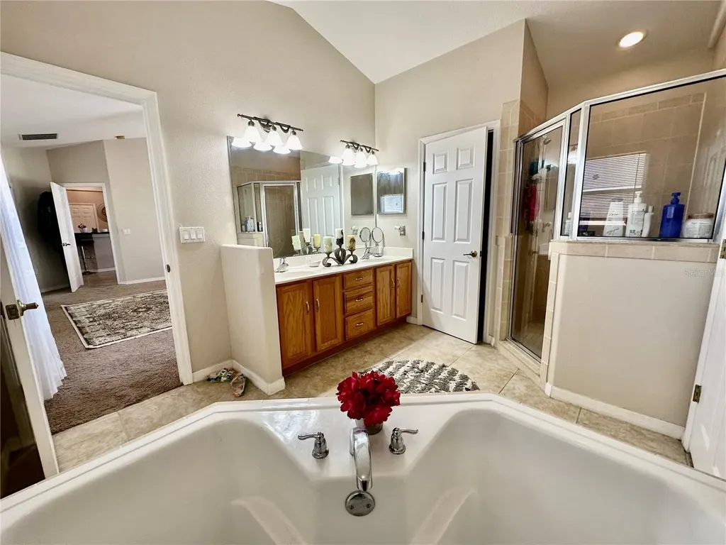 1947 Fairway Loop Kissimmee FL 34746
