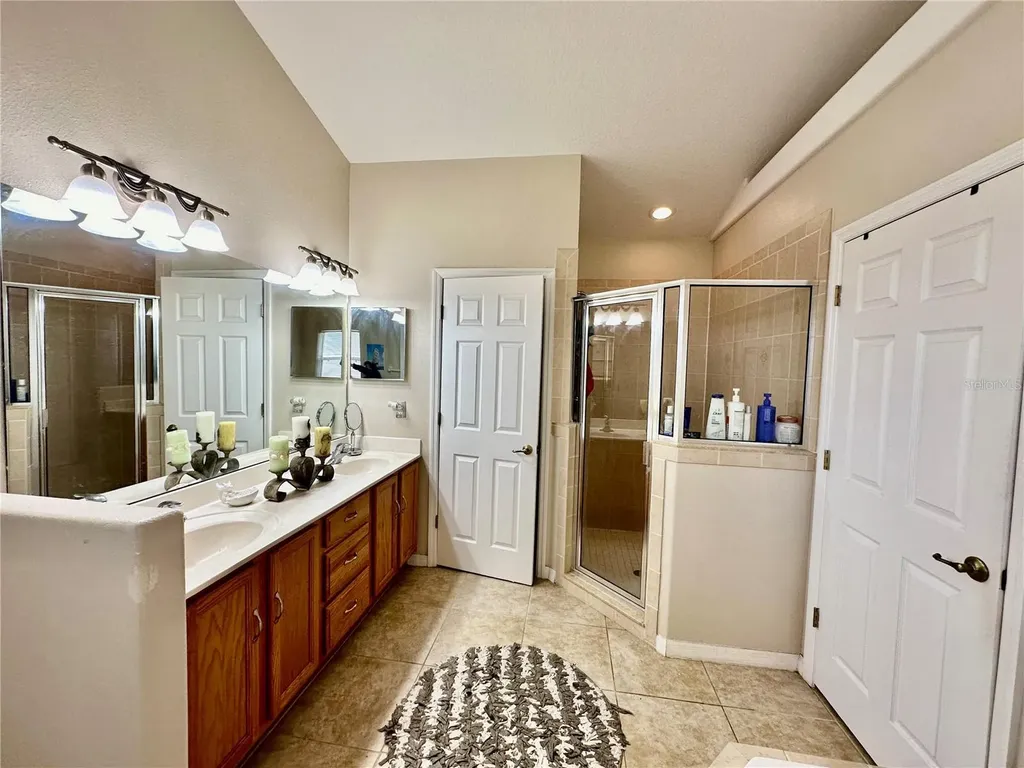 1947 Fairway Loop Kissimmee FL 34746