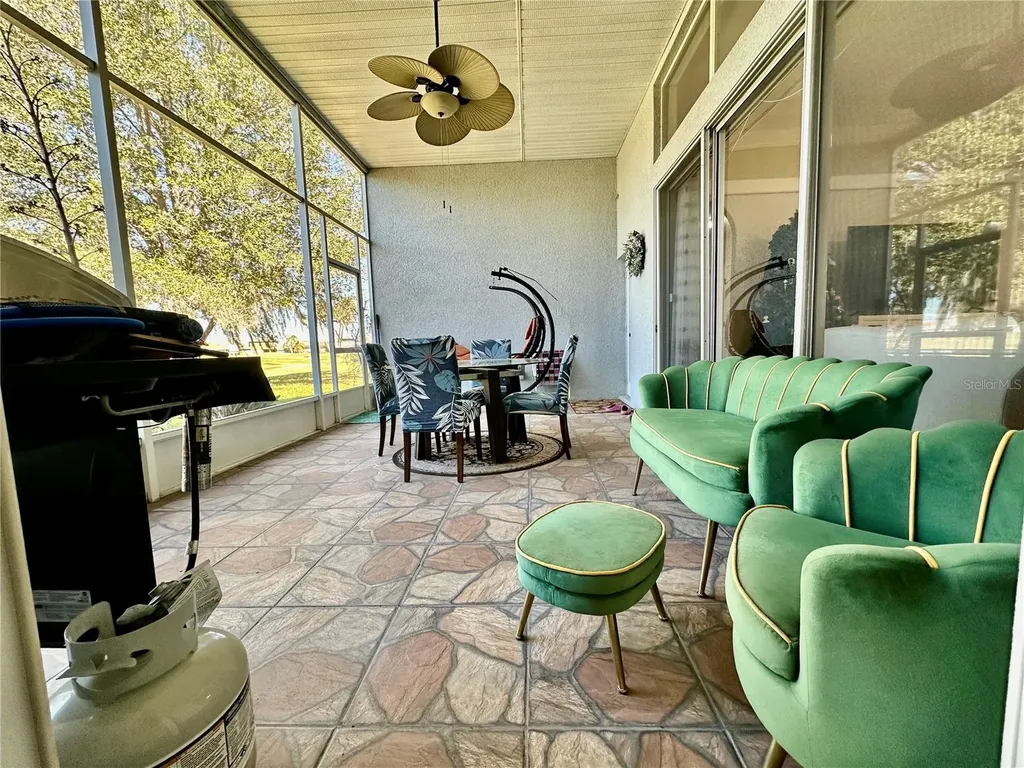 1947 Fairway Loop Kissimmee FL 34746