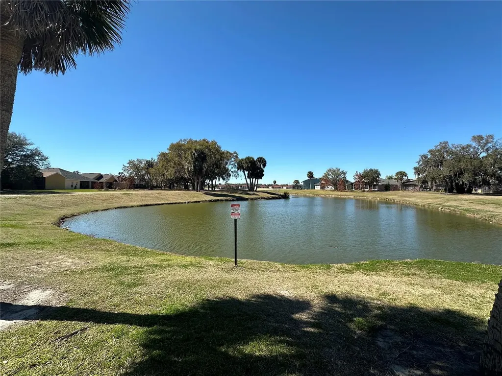 1947 Fairway Loop Kissimmee FL 34746
