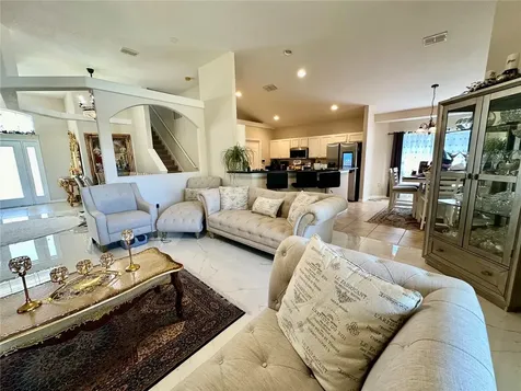 1947 Fairway Loop Kissimmee FL 34746