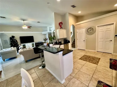 1947 Fairway Loop Kissimmee FL 34746