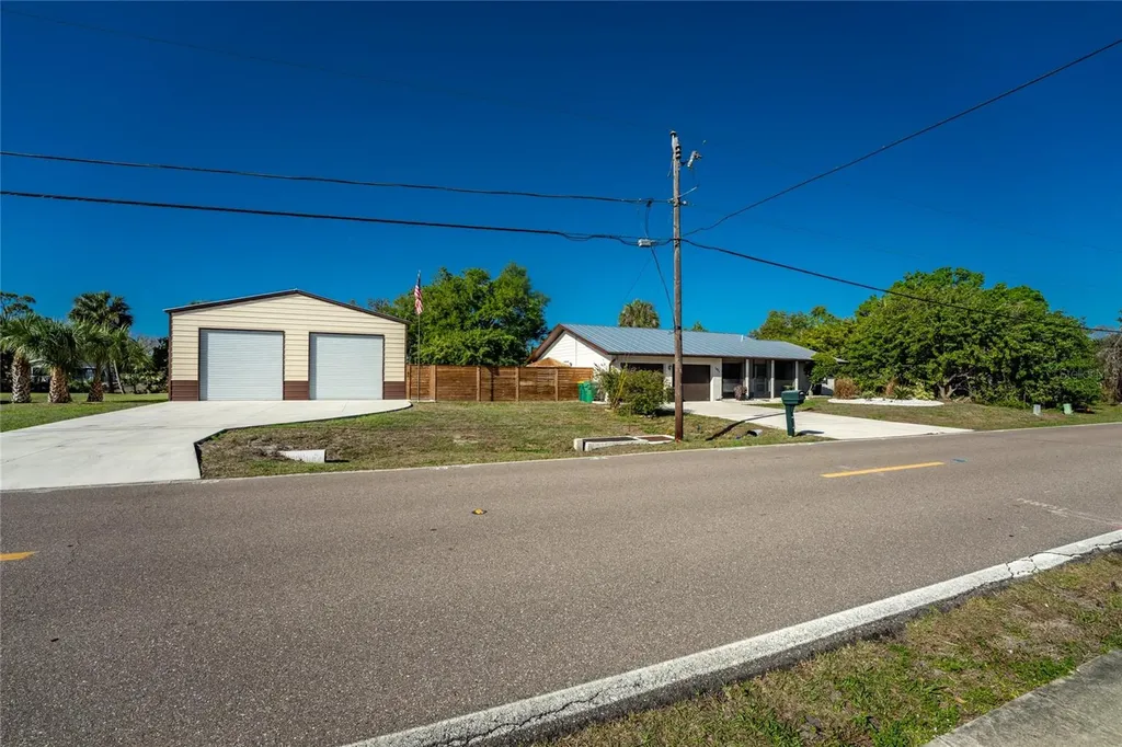 1461 Alton Road Port Charlotte FL 33952
