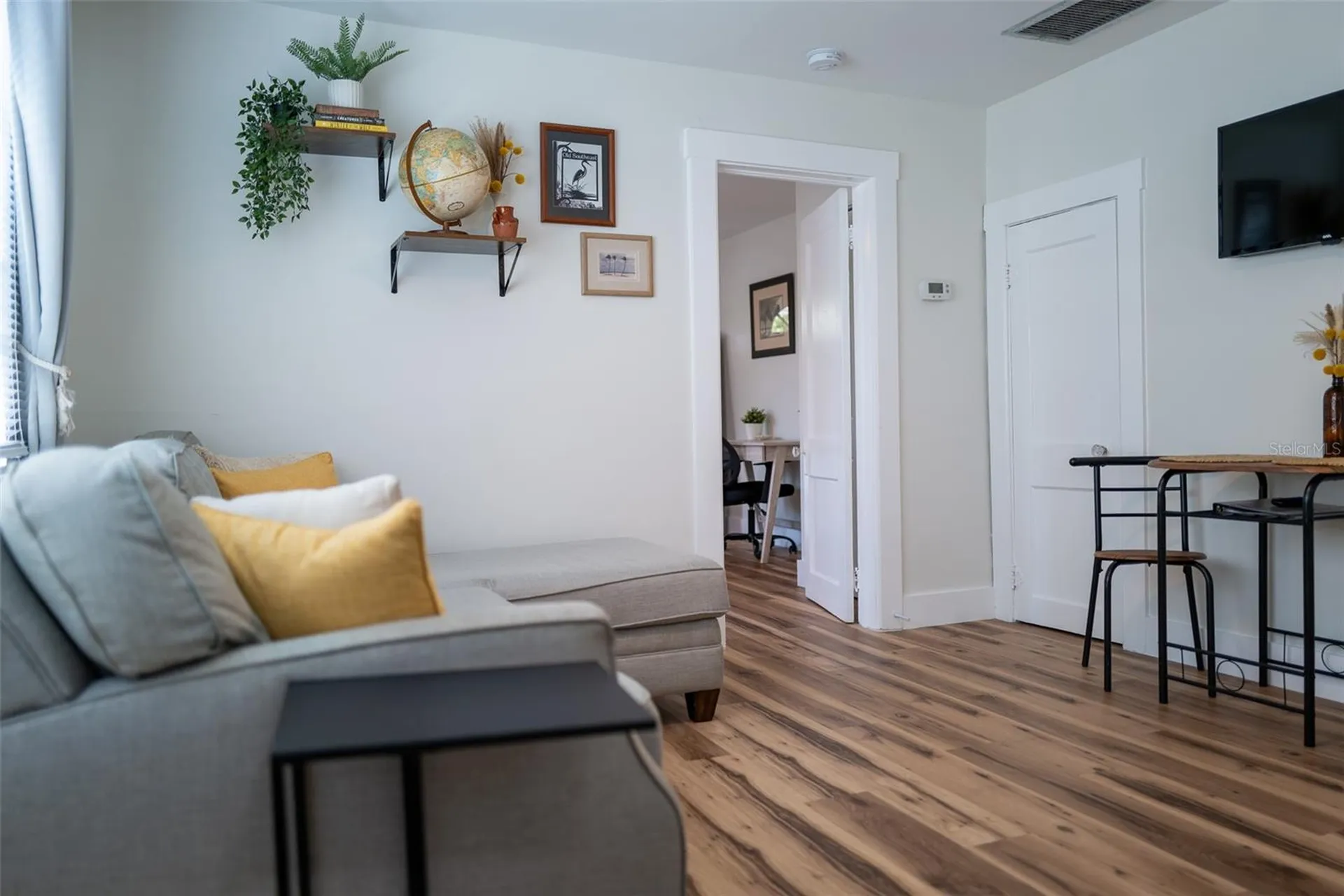 127 17th Avenue S St Petersburg FL 33701