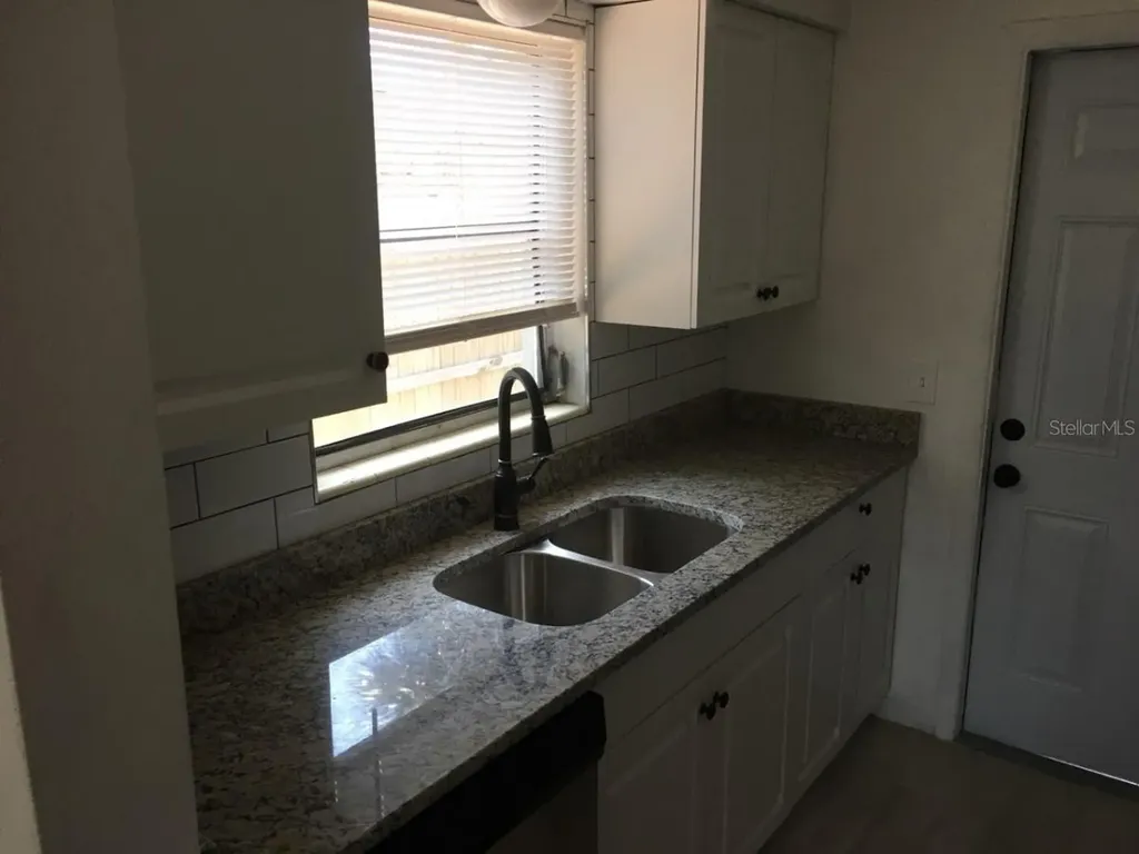 245 - 247 38th Avenue SE St Petersburg FL 33705