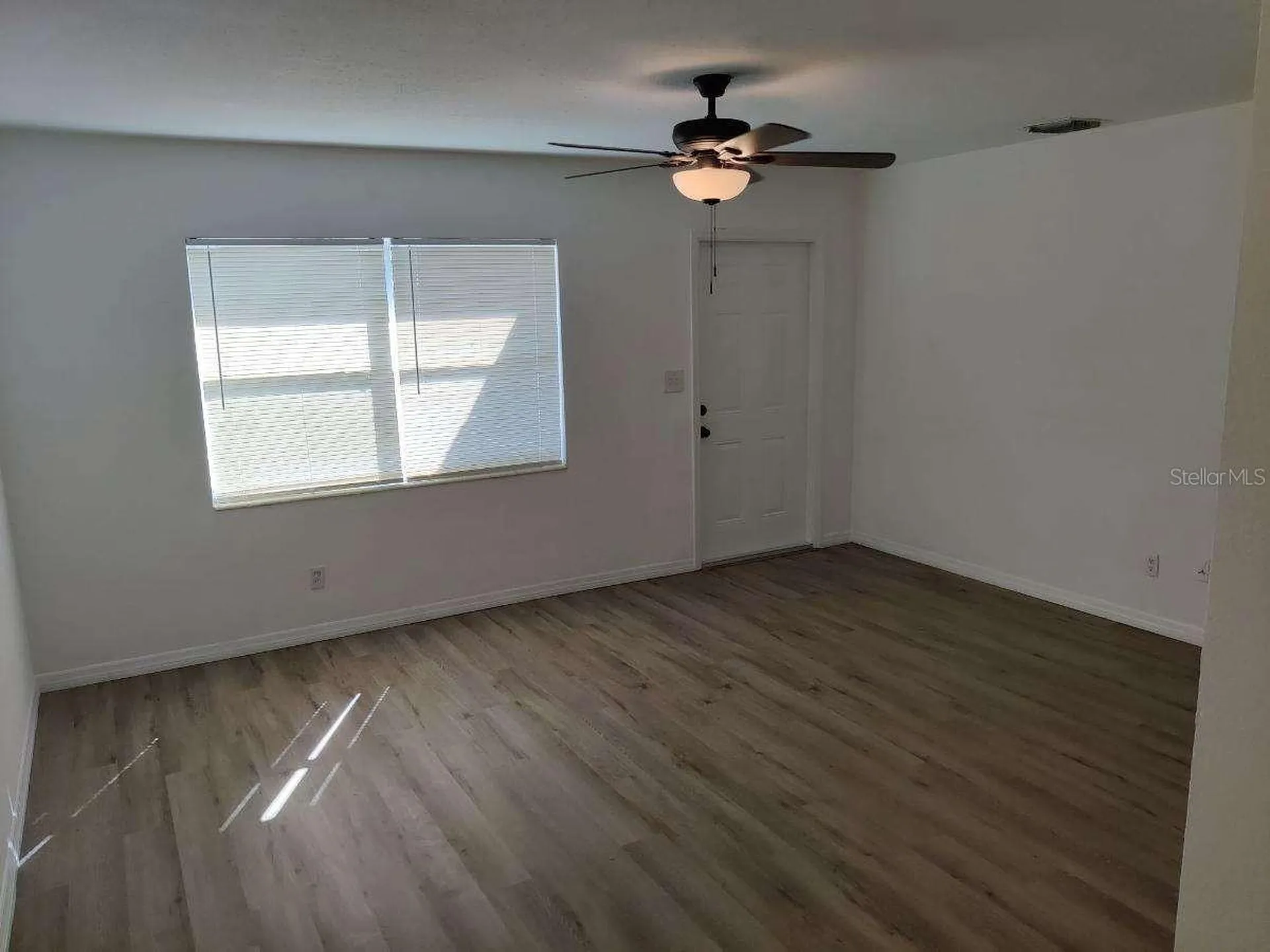 245 - 247 38th Avenue SE St Petersburg FL 33705