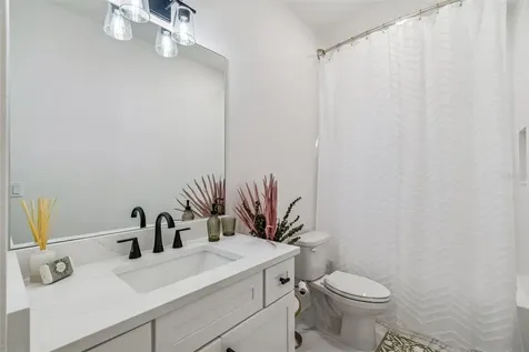 3016 W Ballast Point Boulevard Tampa FL 33611