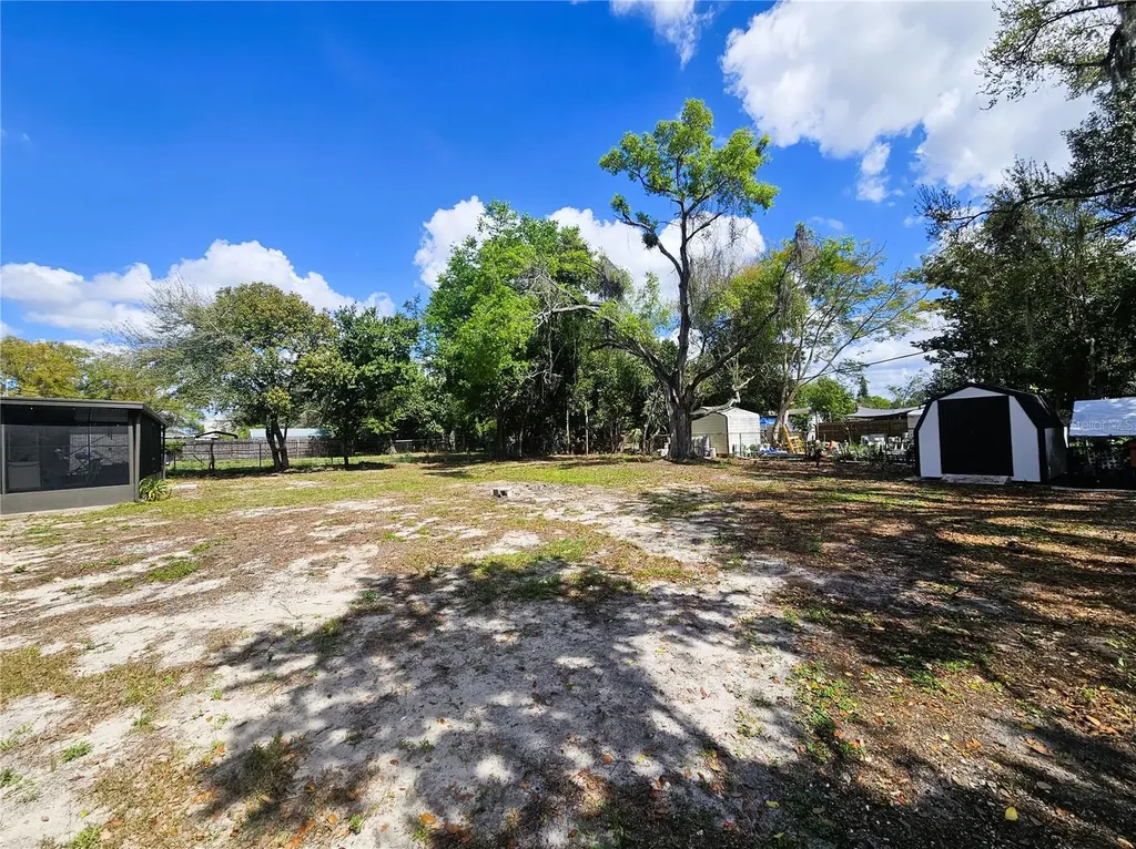8711 N Wick Place Tampa FL 33604