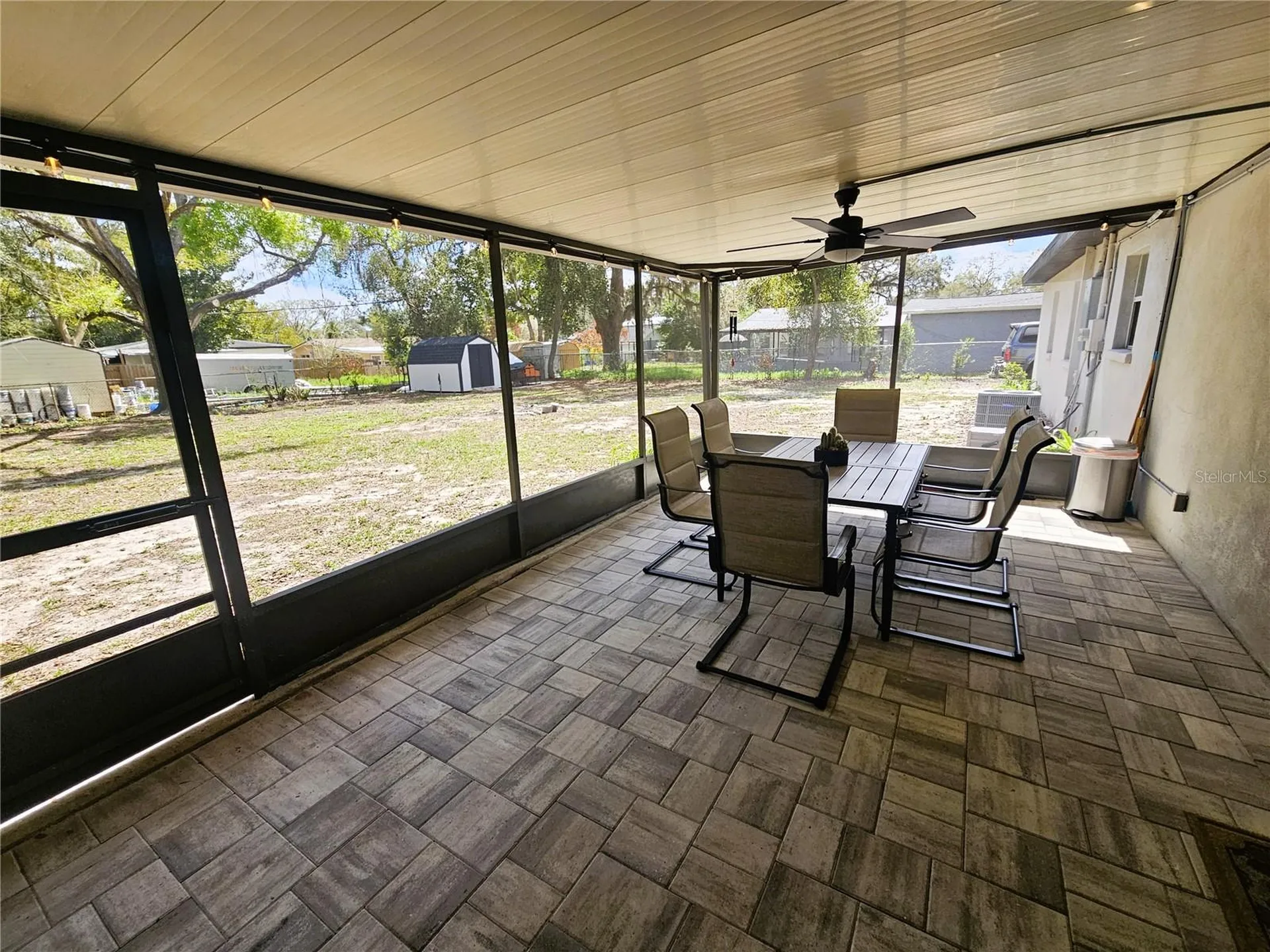 8711 N Wick Place Tampa FL 33604