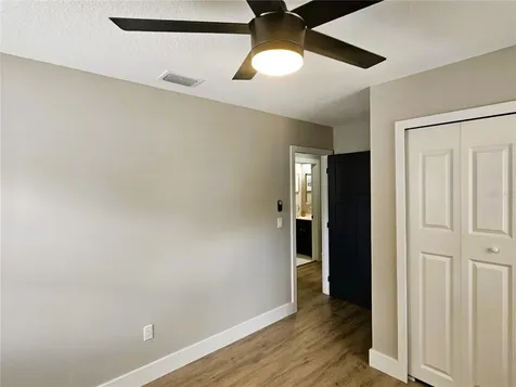 8711 N Wick Place Tampa FL 33604