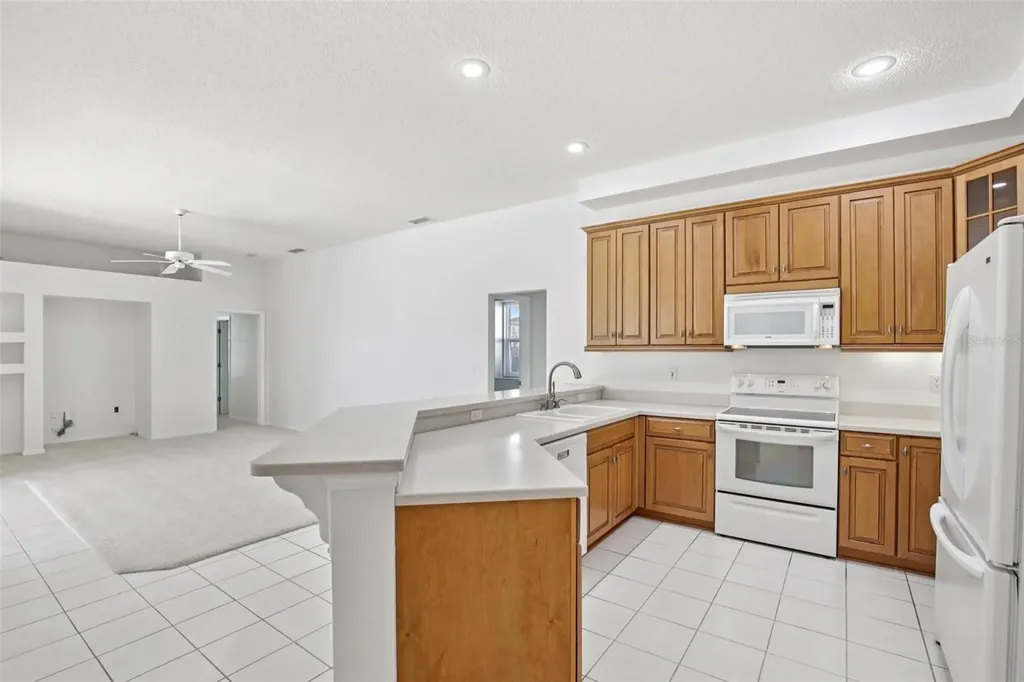 6503 Drewrys Bluff Bradenton FL 34203