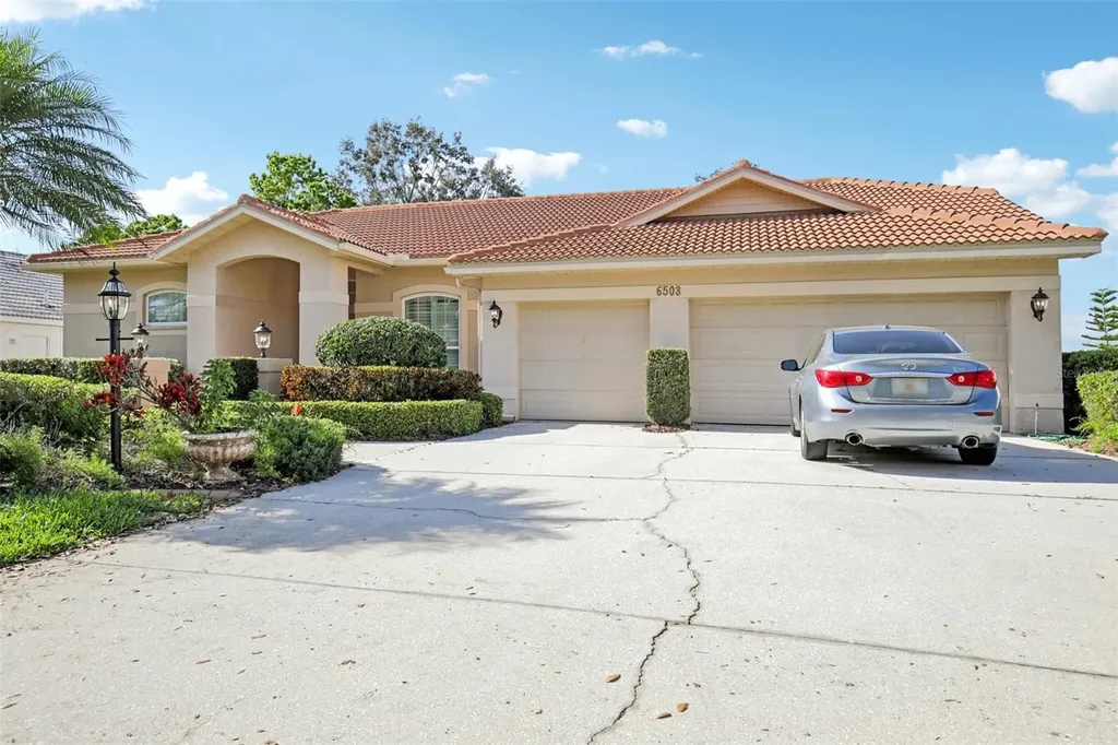 6503 Drewrys Bluff Bradenton FL 34203
