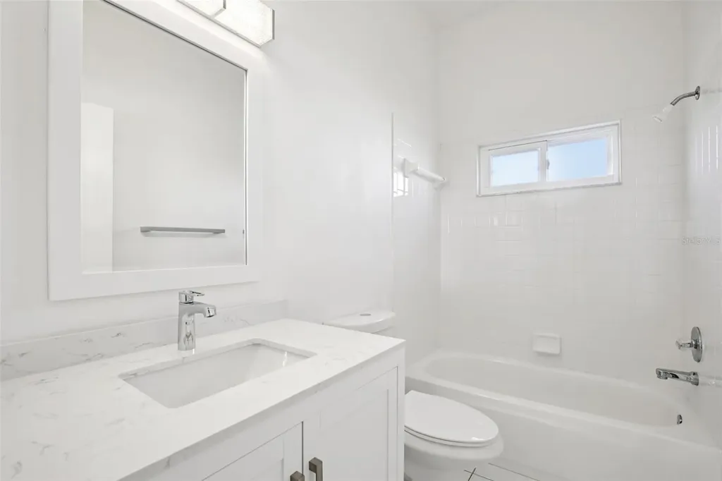 6503 Drewrys Bluff Bradenton FL 34203