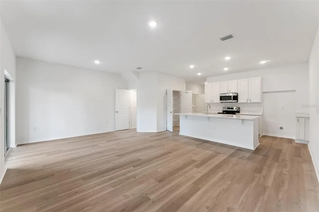 646 Cedar Elm Court Eustis FL 32726