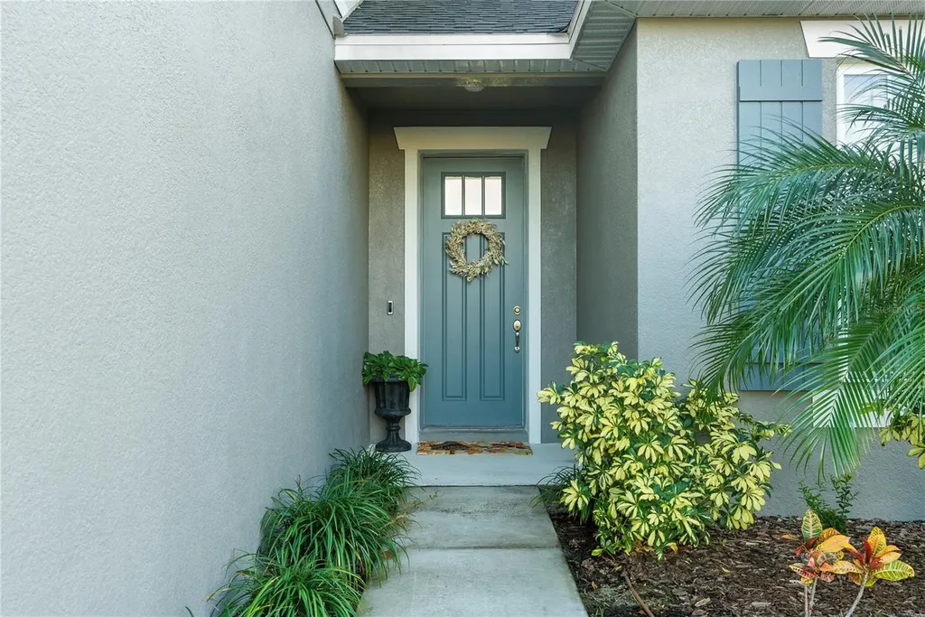 33975 Astoria Circle Wesley Chapel FL 33545
