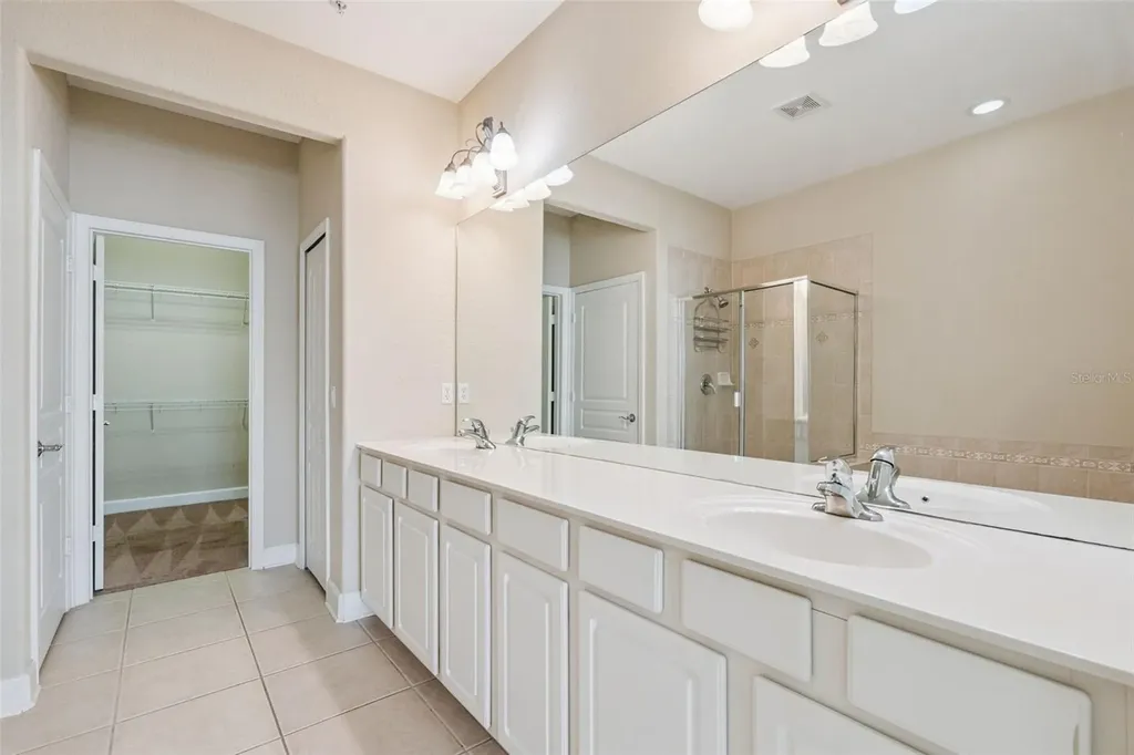 3099 Metro Sevilla Drive Orlando FL 32835