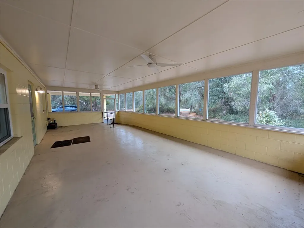 8481 S Great Oaks Drive Floral City FL 34436
