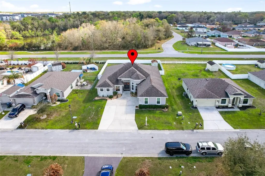 1614 Prairie Blossom Drive Lakeland FL 33810