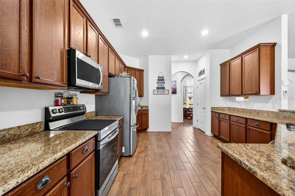 1614 Prairie Blossom Drive Lakeland FL 33810