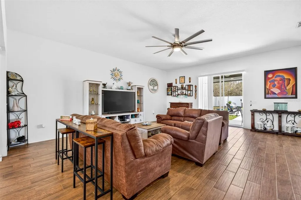 1614 Prairie Blossom Drive Lakeland FL 33810