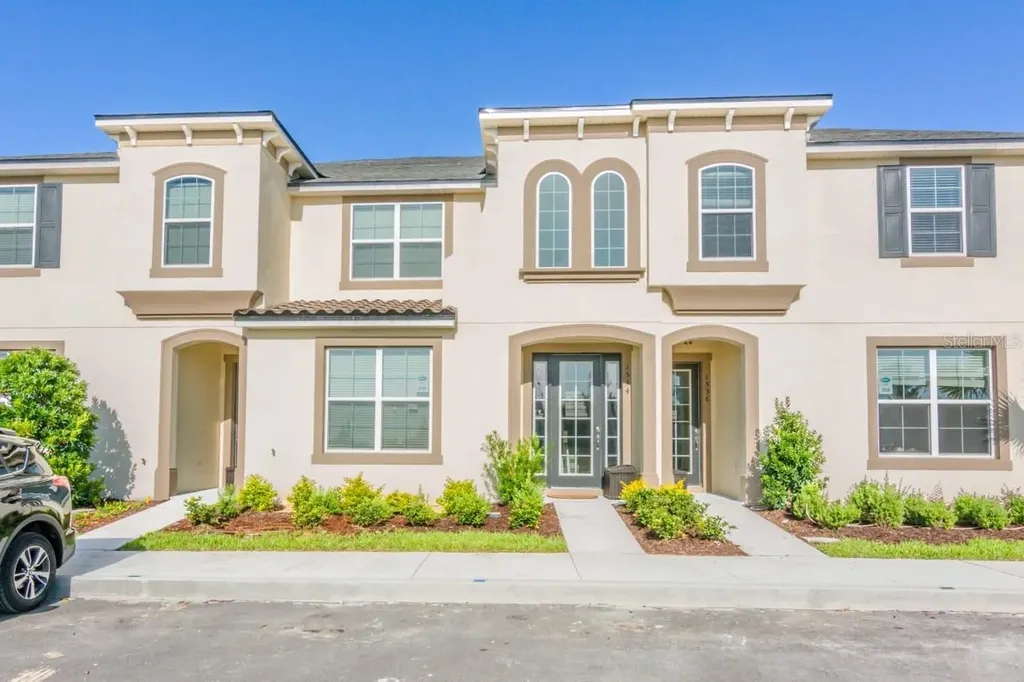 1534 Carey Palm Circle Kissimmee FL 34747