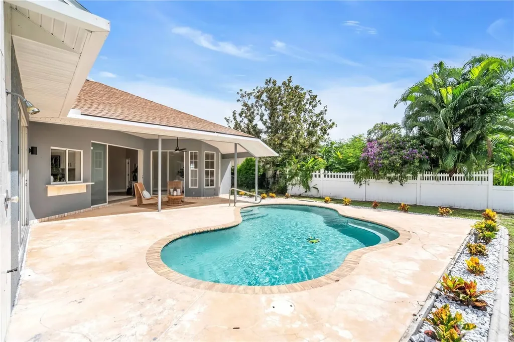 34 Sportsman Terrace Rotonda West FL 33947