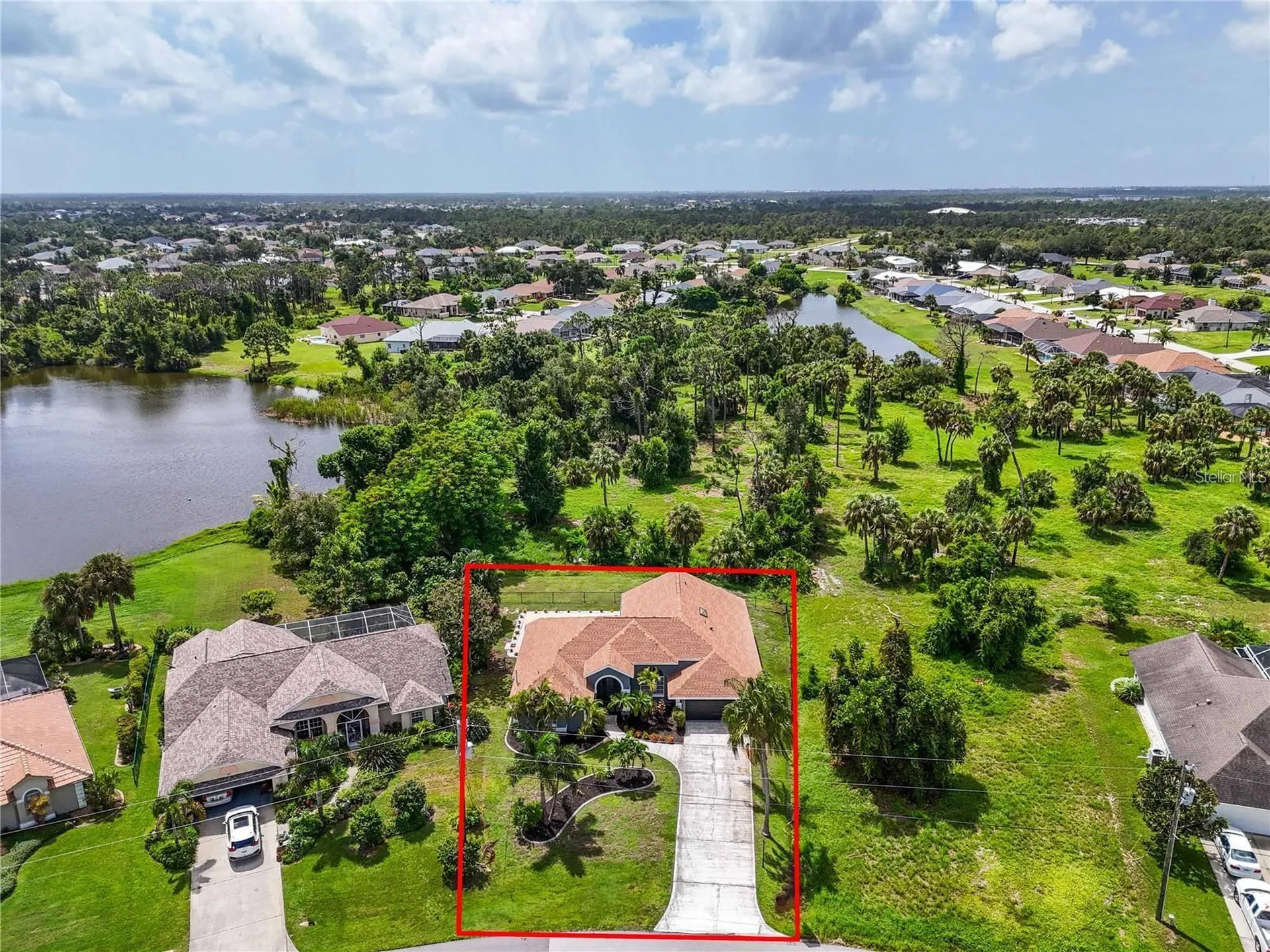 34 Sportsman Terrace Rotonda West FL 33947