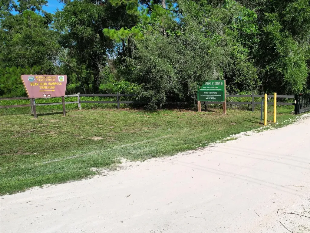 7112 N Lecanto Highway Highway Hernando FL 34442