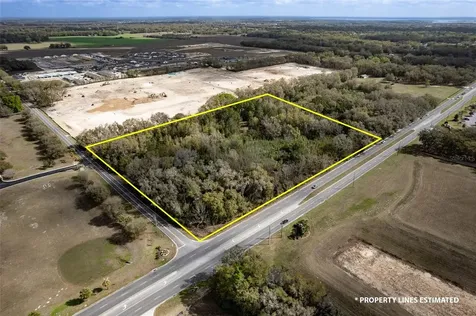 7415 SE Highway 42 Summerfield FL 34491
