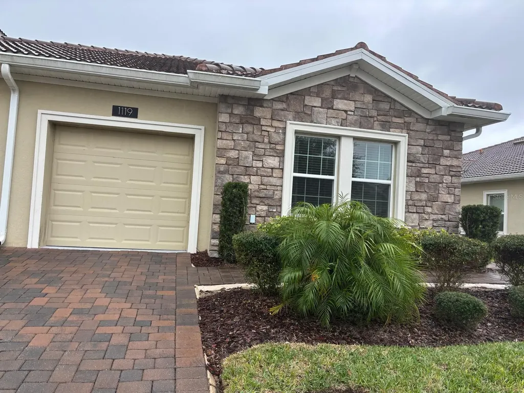 1119 Trappers Trail Loop Davenport FL 33896