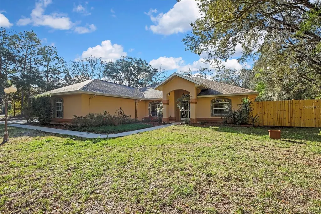 340 E Savoy Street Lecanto FL 34461