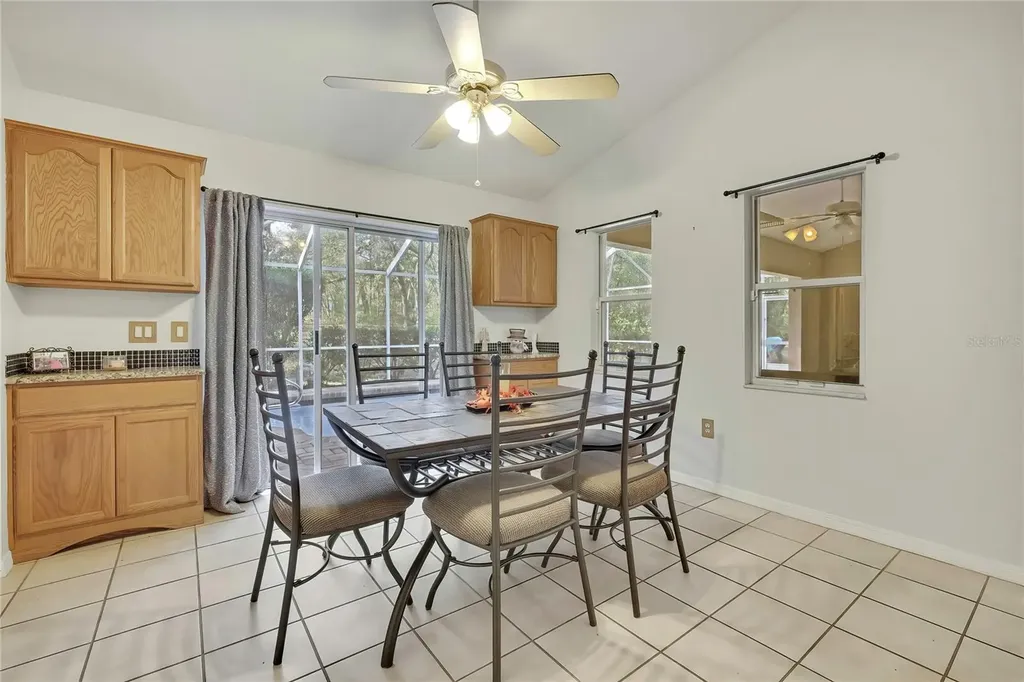 340 E Savoy Street Lecanto FL 34461