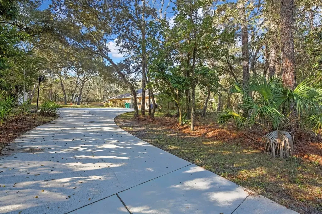 340 E Savoy Street Lecanto FL 34461