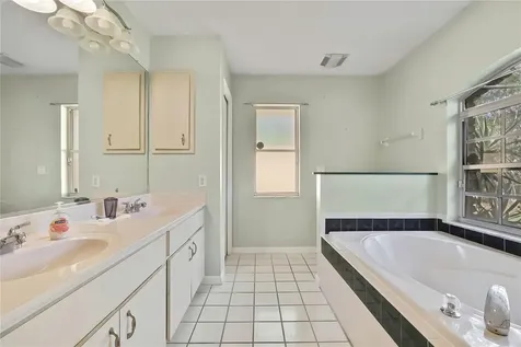 340 E Savoy Street Lecanto FL 34461