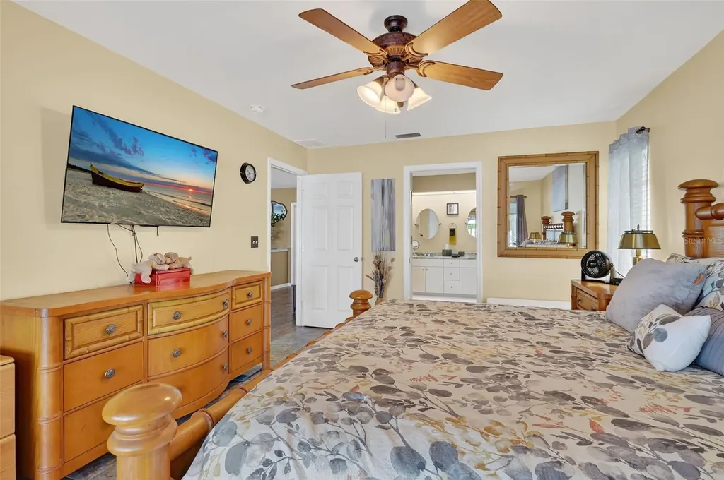 412 SE 13th Avenue Cape Coral FL 33990