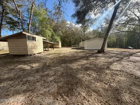 204 Rabbit Track Road Satsuma FL 32189