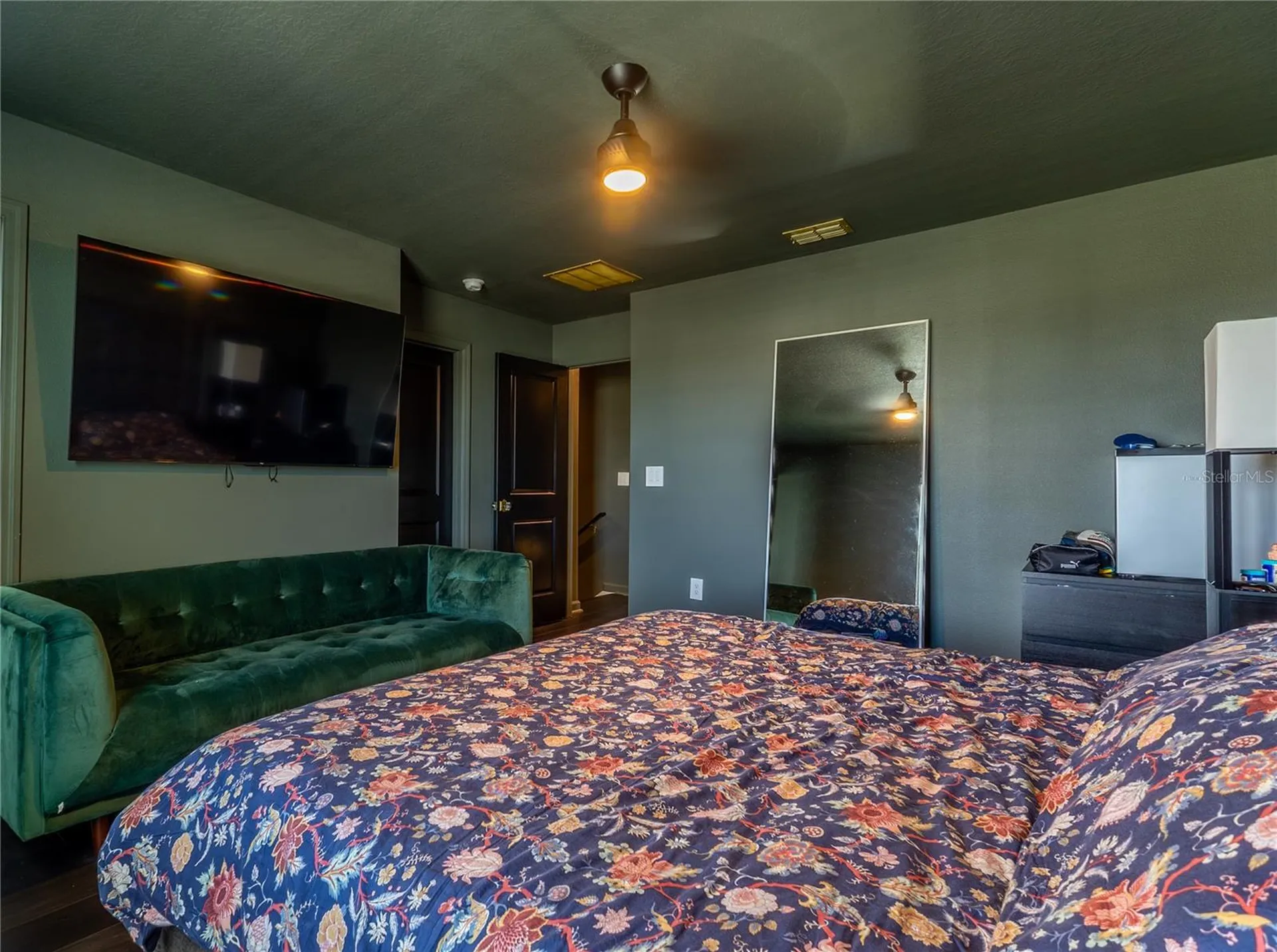 1872 Tohoqua Boulevard Kissimmee FL 34744