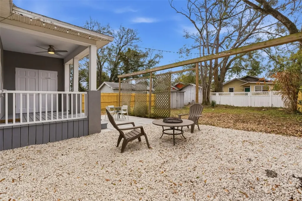 110 W Cayuga Street Tampa FL 33603