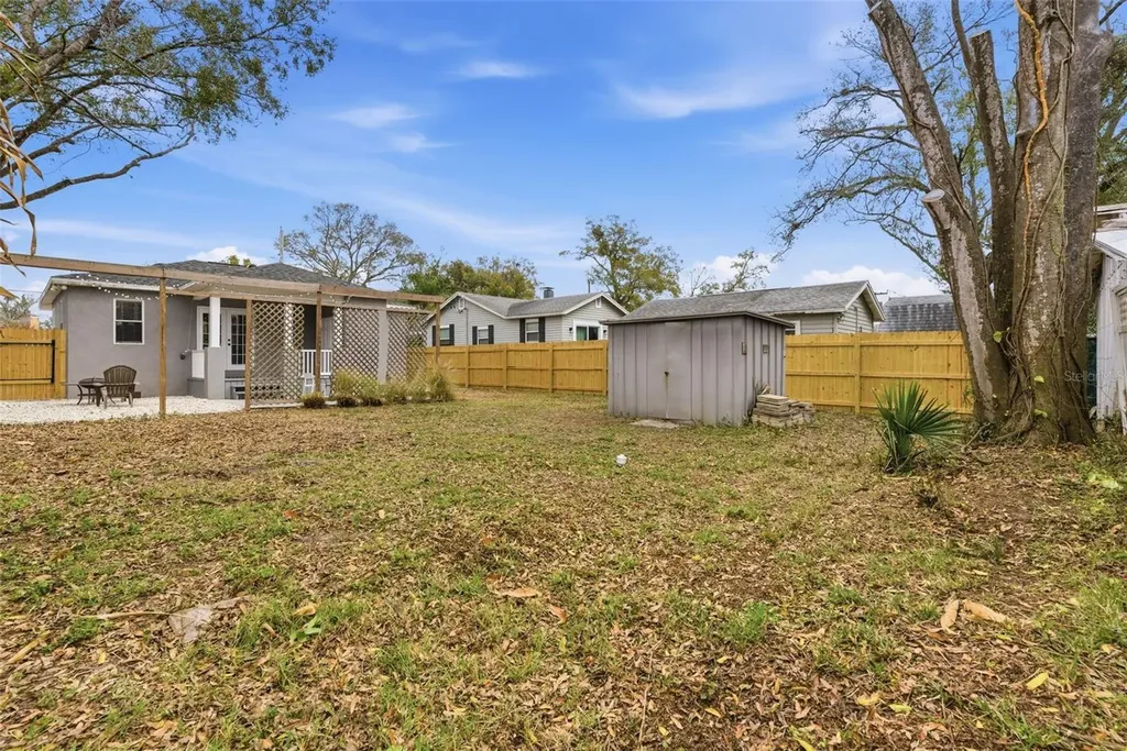 110 W Cayuga Street Tampa FL 33603