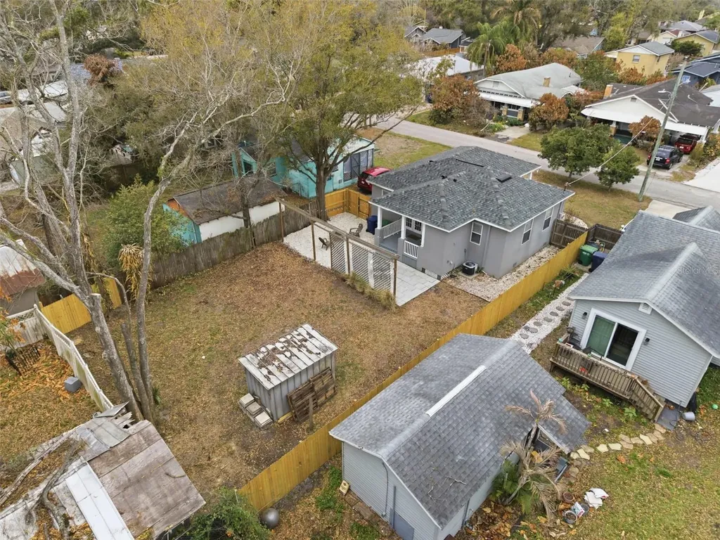 110 W Cayuga Street Tampa FL 33603
