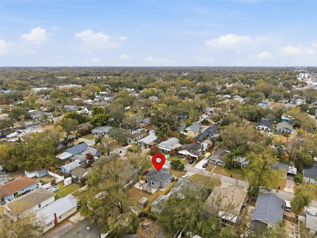 110 W Cayuga Street Tampa FL 33603