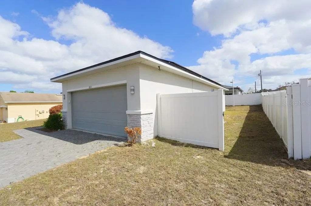 880 Colville Drive Kissimmee FL 34759