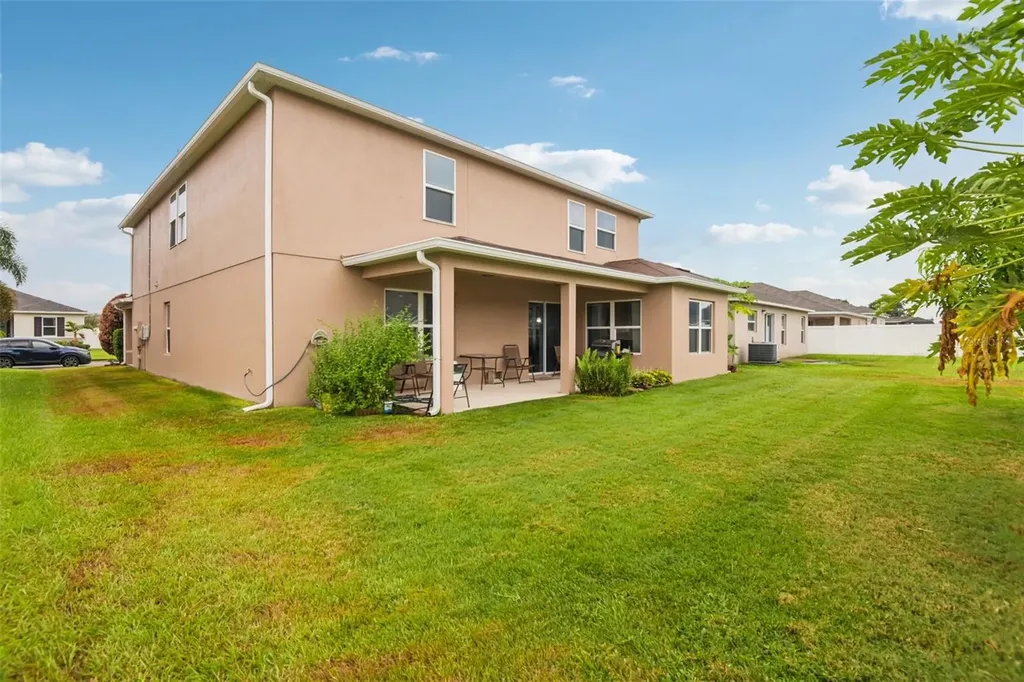 4248 Moon Shadow Loop Mulberry FL 33860
