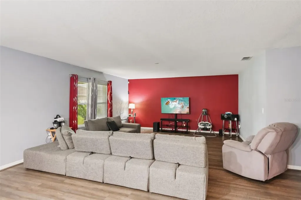 4248 Moon Shadow Loop Mulberry FL 33860
