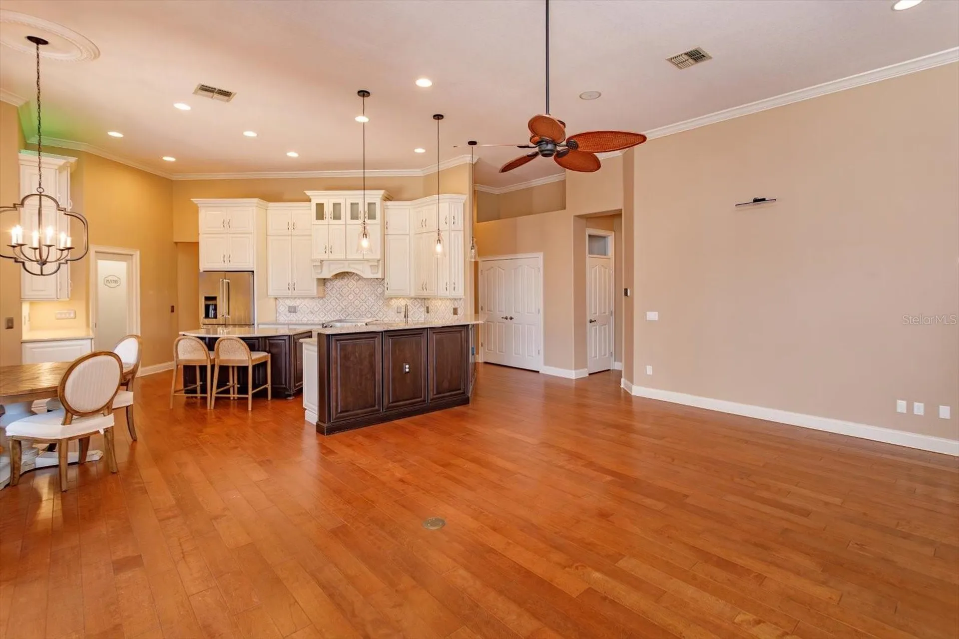8816 Great Cove Drive Orlando FL 32819
