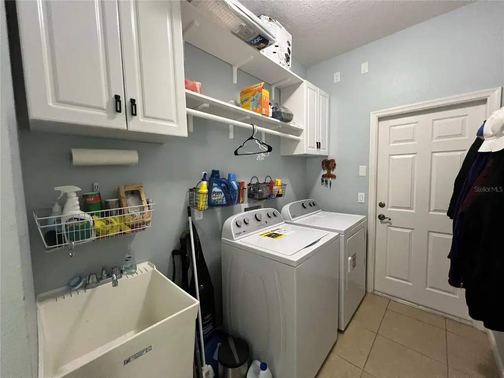 4419 Azure Isle Way Kissimmee FL 34744