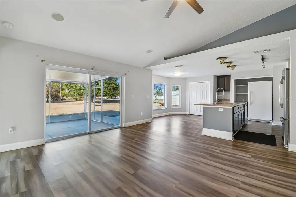 31609 Hunt Club Lane Wesley Chapel FL 33543