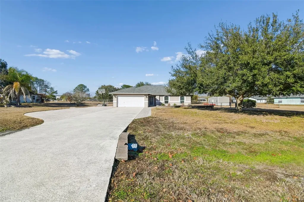 31609 Hunt Club Lane Wesley Chapel FL 33543