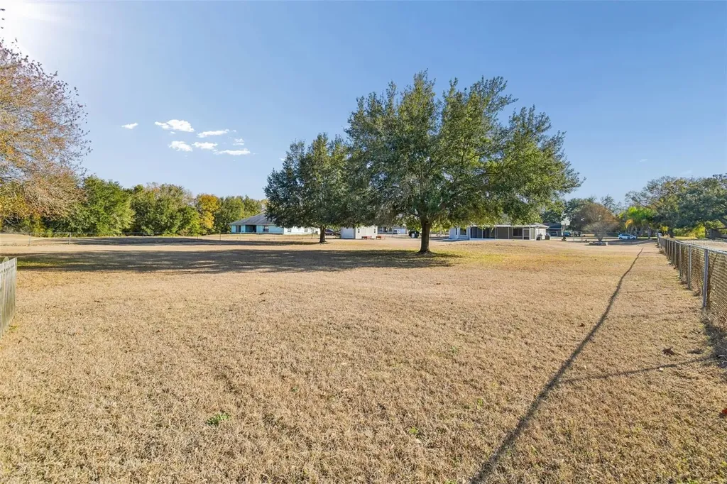 31609 Hunt Club Lane Wesley Chapel FL 33543