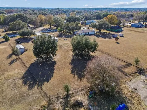 31609 Hunt Club Lane Wesley Chapel FL 33543